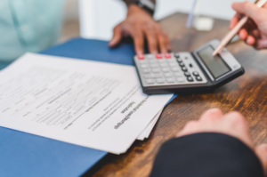 Pros of Selling Your House to Real Estate Investors